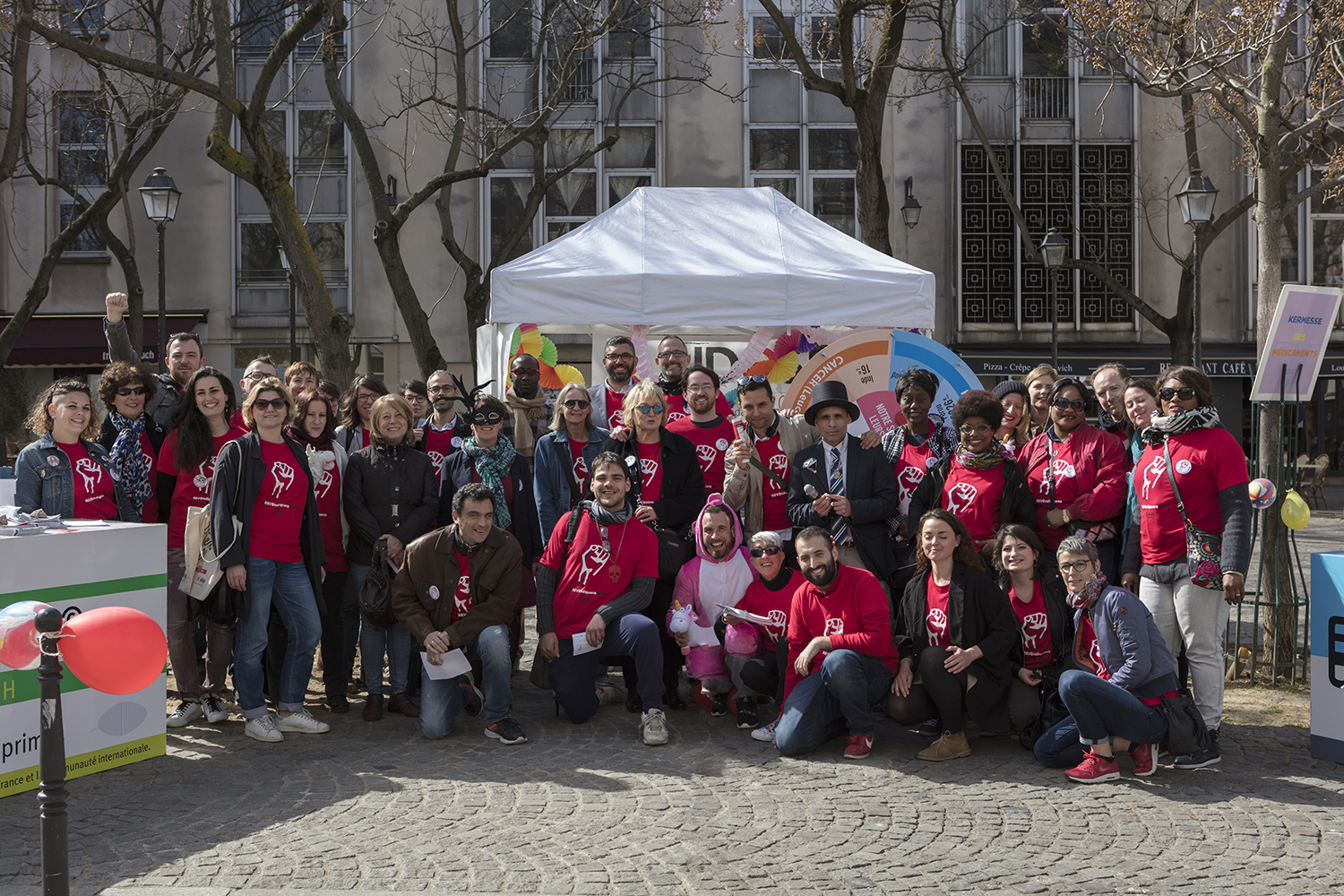 groupe militantes kermesse